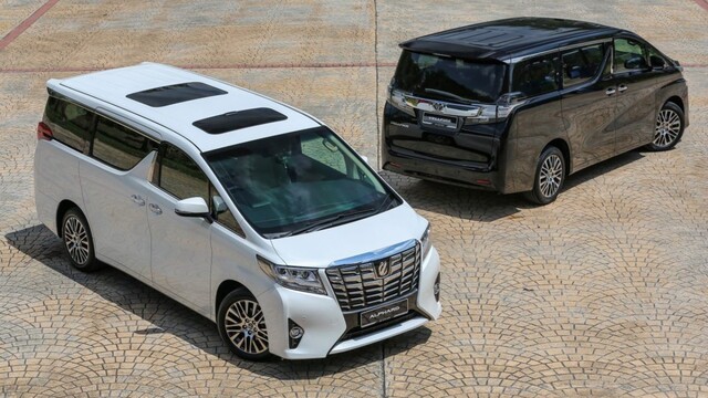 Thuê Xe Toyota Alphard Tại TPHCM